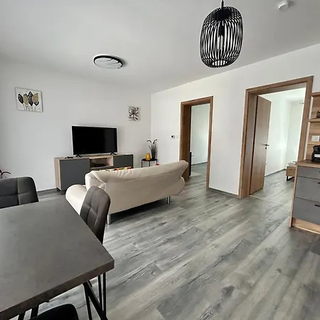 Ihome 4 Apartament Beci